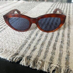 KENZO Tortoise Sunglasses KZ40099U